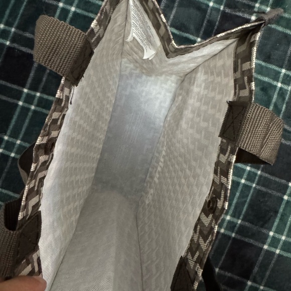 Lululemon Athletica Black and Gray Tote Bag - Picture 4 of 4